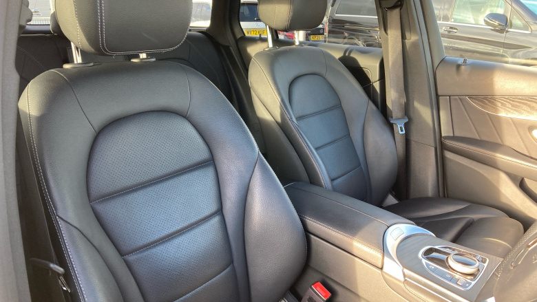 Mercedes-Benz GLC 250 4Matic AMG Night Edition 5dr 9G-Tronic Petrol Estate